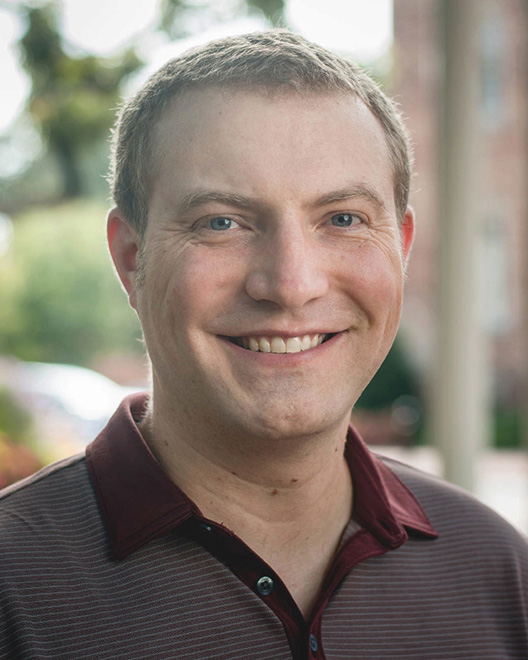 Headshot of professor Alan Kuntz